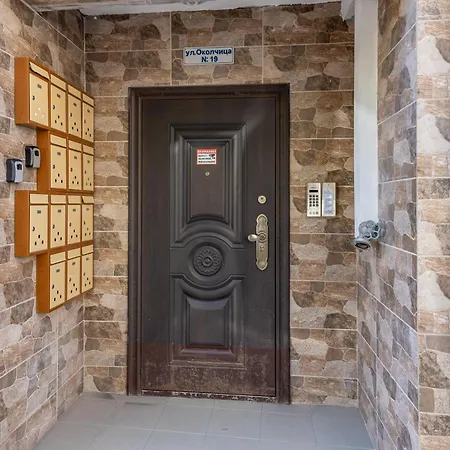 Апартамент Modern 2br Flat With Parking For 4m Cars *